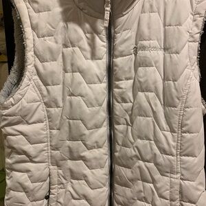 Free Country Women's Ivory Quilted Vest
